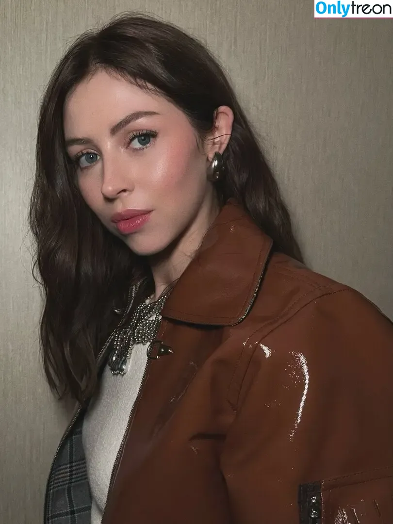 Hermione Corfield nude photo #0038 (hermionecorfield)