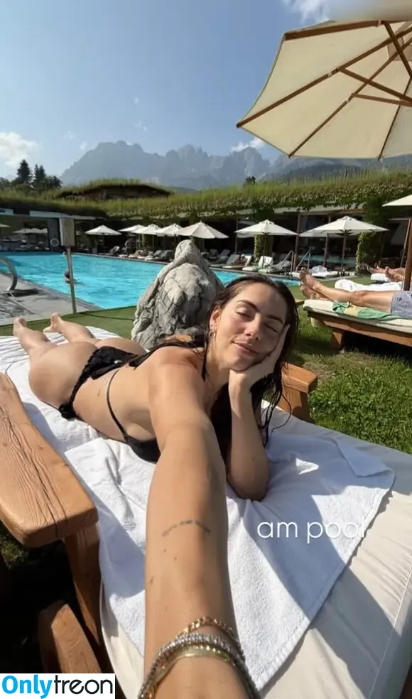 herstoryfeed nude photo #0138 (mischiidc)