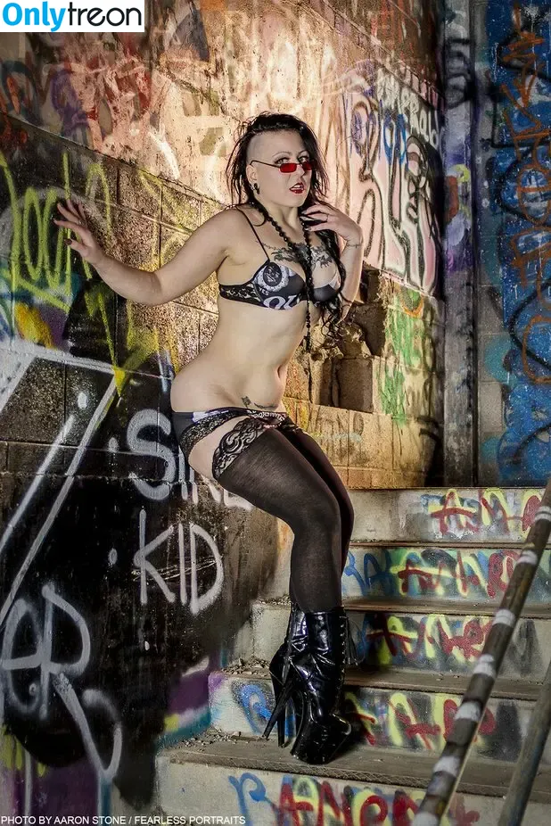 Hexhypoxia nude photo #0002 (Hexhypoxia)