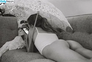 hey.boudeuse / EnfantBoudeur / enfant.boudeur nude photo #0046