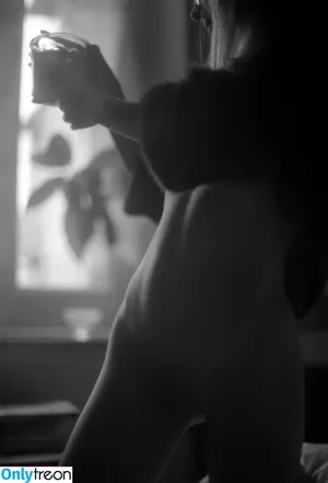 hey.boudeuse / EnfantBoudeur / enfant.boudeur nude photo #0095