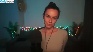 HeyHelen ASMR / heyhelen_asmr nude photo #0063