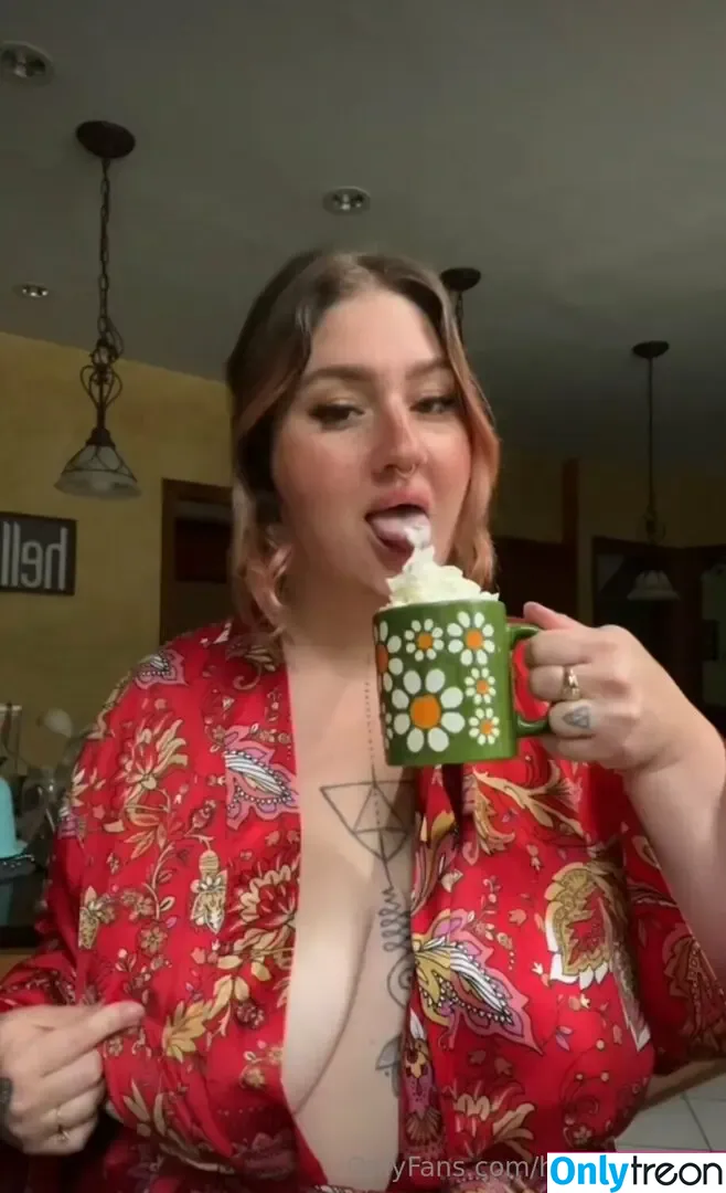 heymegwilde nude photo #0110 (heymegwilde)