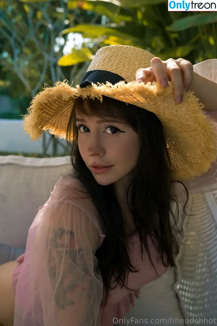 Hheadshhot nude photo #0781 (AliceBong / hheartshhot)