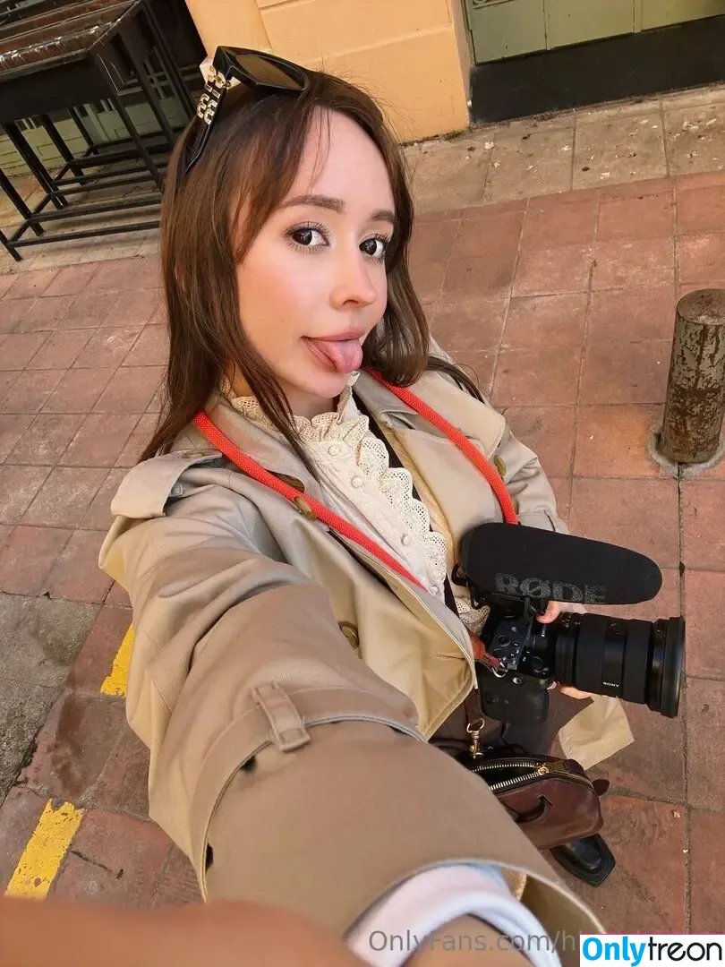 Hheadshhot nude photo #0964 (AliceBong / hheartshhot)