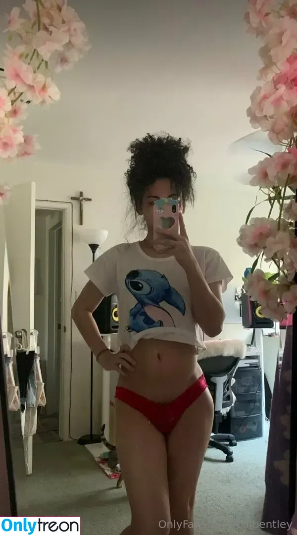 hiiibentley nude photo #0258 (hiiibentley)