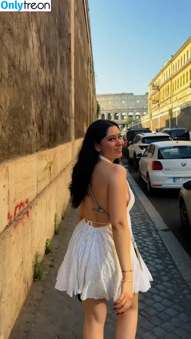 Hilal Fener nude photo #0157 (hilalfenerr / kittyshf1)