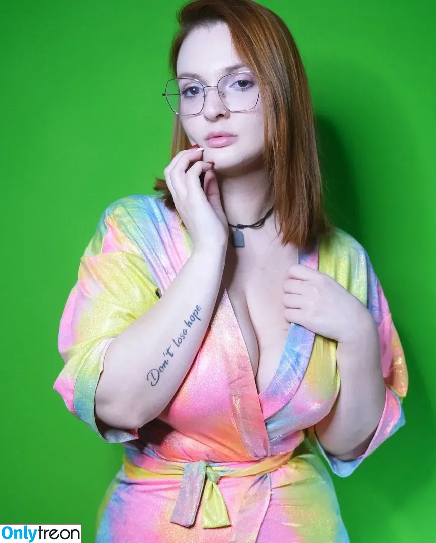 Hilary Ilariaa nude photo #0052 (HilaryIlaria / hilaryilariaa)