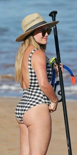 Hillary Duff / hilaryduff nude photo #0047