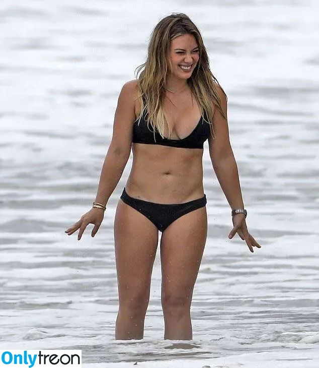 Hillary Duff nude photo #0120 (hilaryduff)