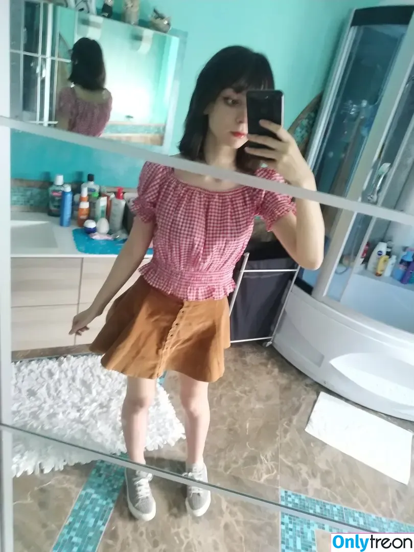 Himee.lily nude photo #0198 (Himeecosplay / kawaiierotica)