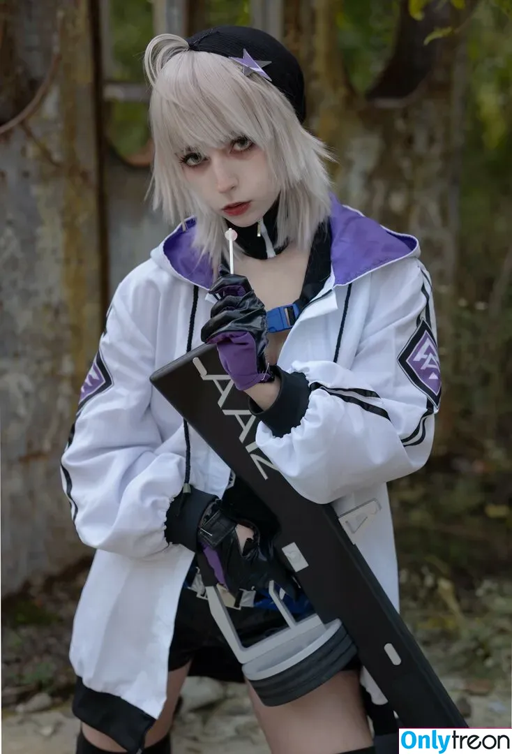 Himeecosplay nude photo #0015 (Himee.lily)