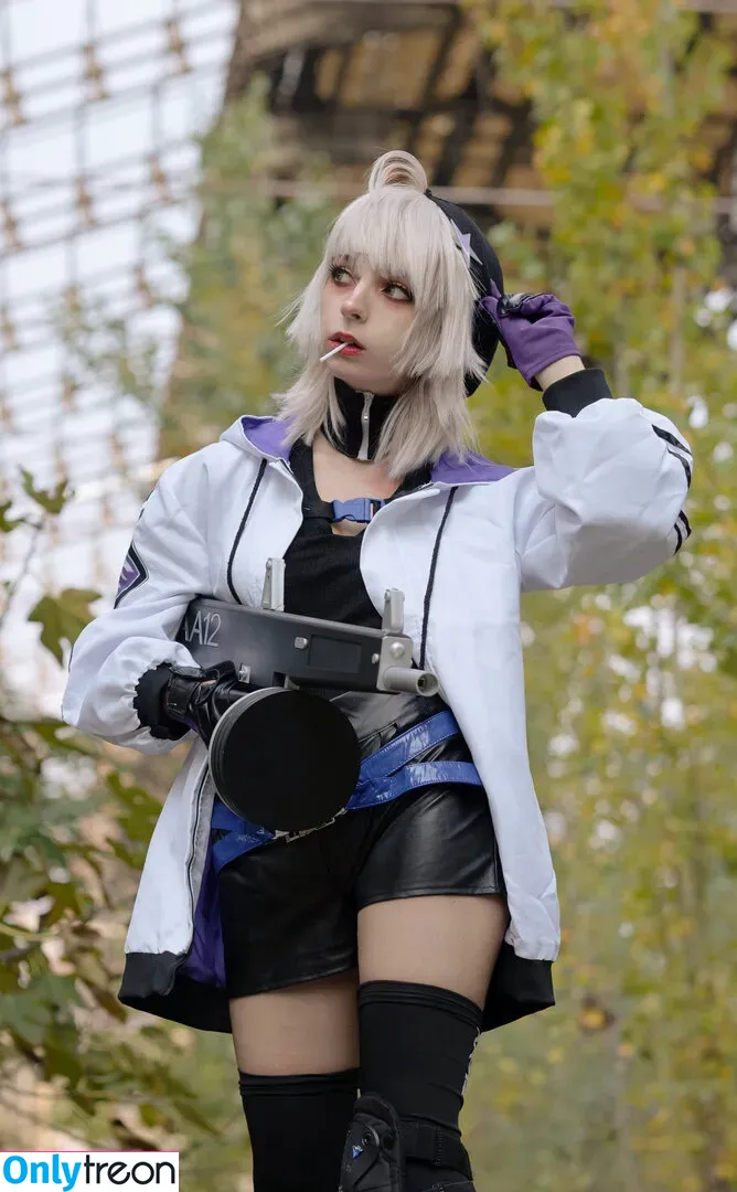Himeecosplay nude photo #0019 (Himee.lily)