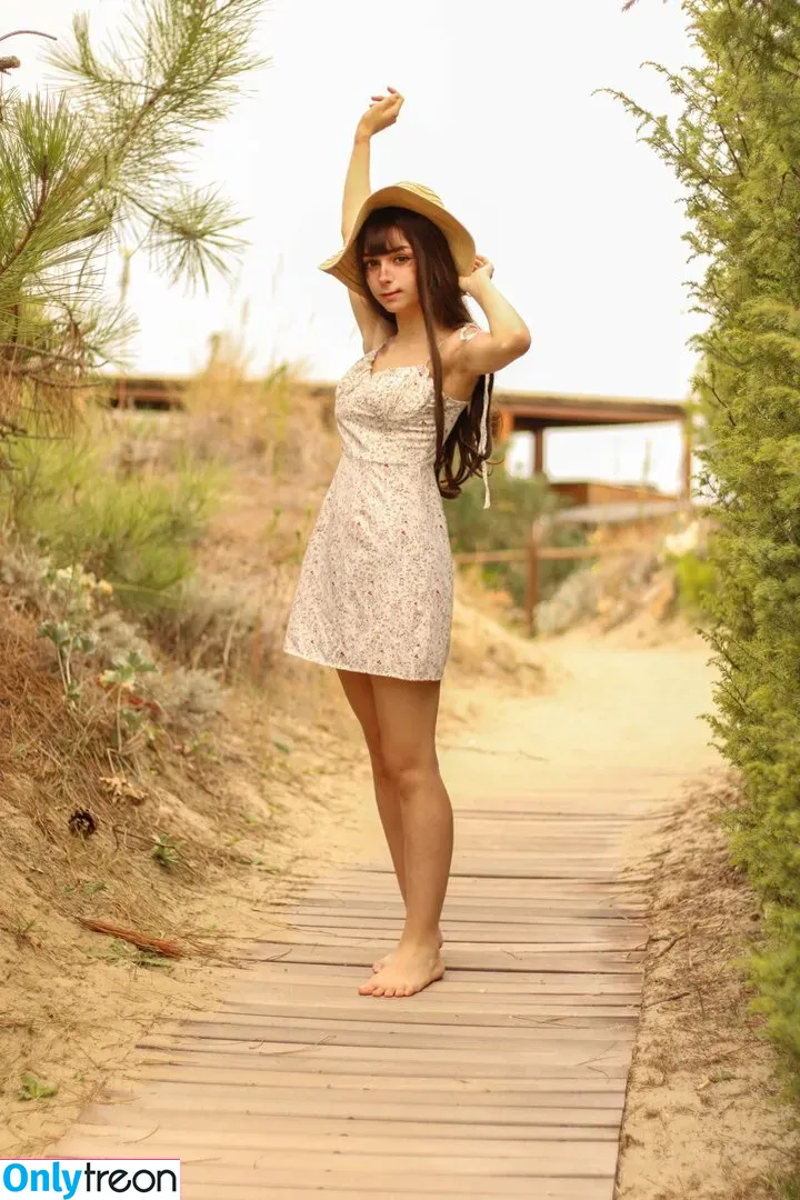 Himeecosplay nude photo #0080 (Himee.lily)