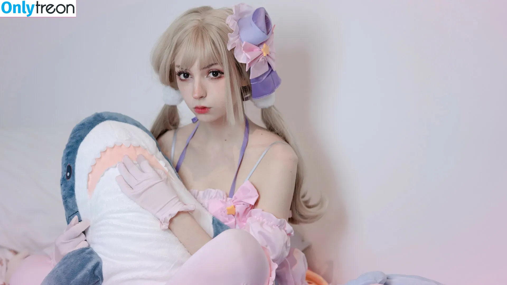 Himeecosplay nude photo #0151 (Himee.lily)