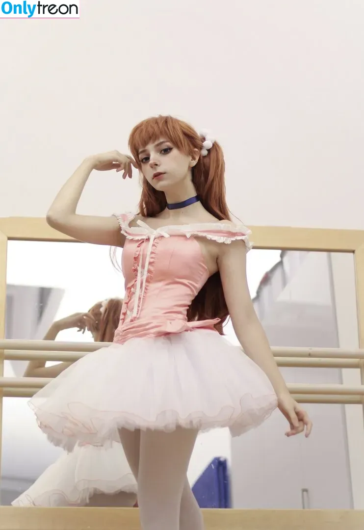 Himeecosplay nude photo #0185 (Himee.lily)