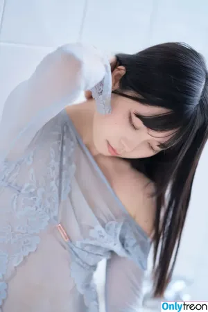Hinaki335 nude photo #0020