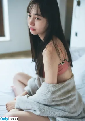 Hiroe Igeta / igetahiroe23 nude photo #0048
