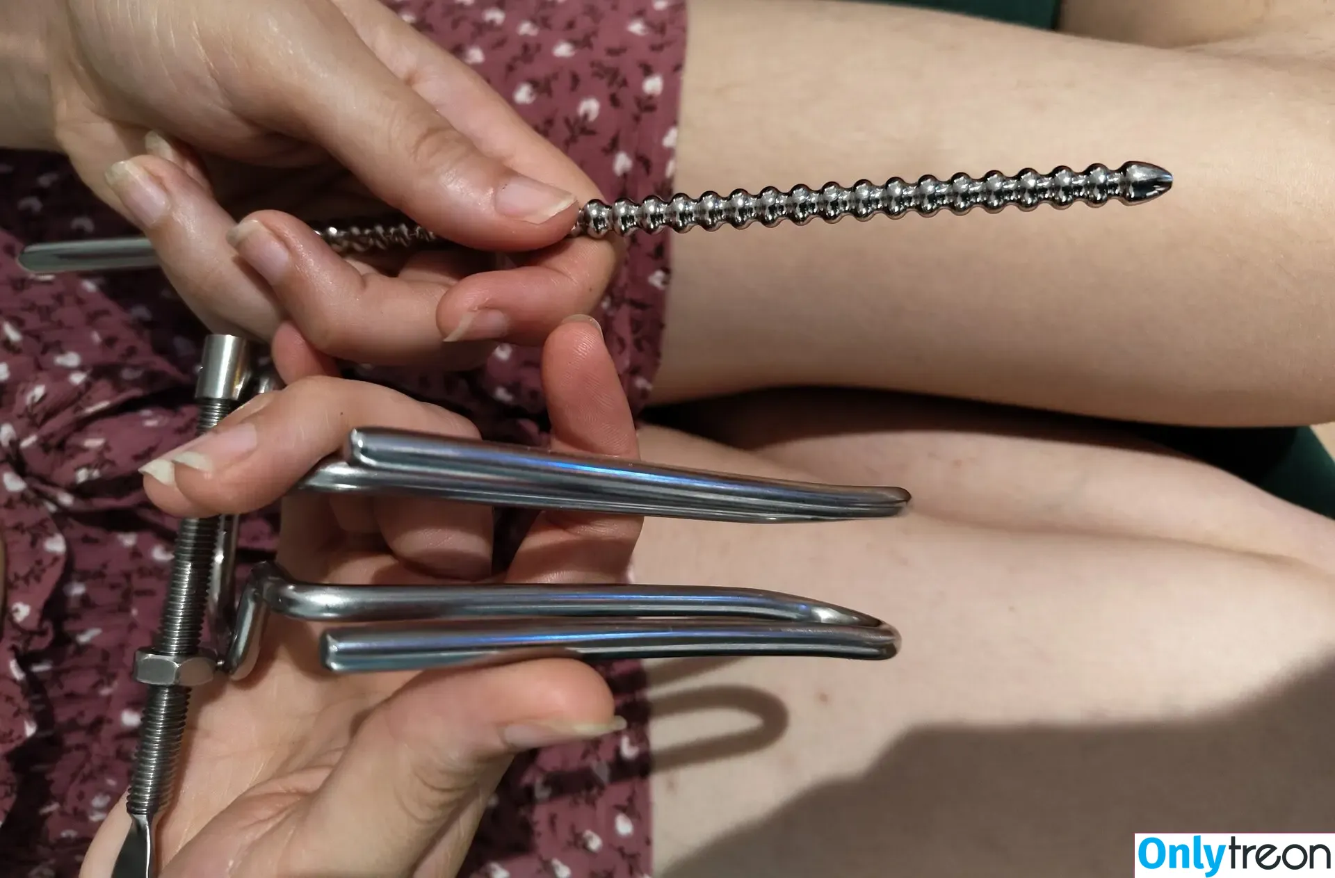 hislittlefreak nude photo #0002 (iihislittlefreak)