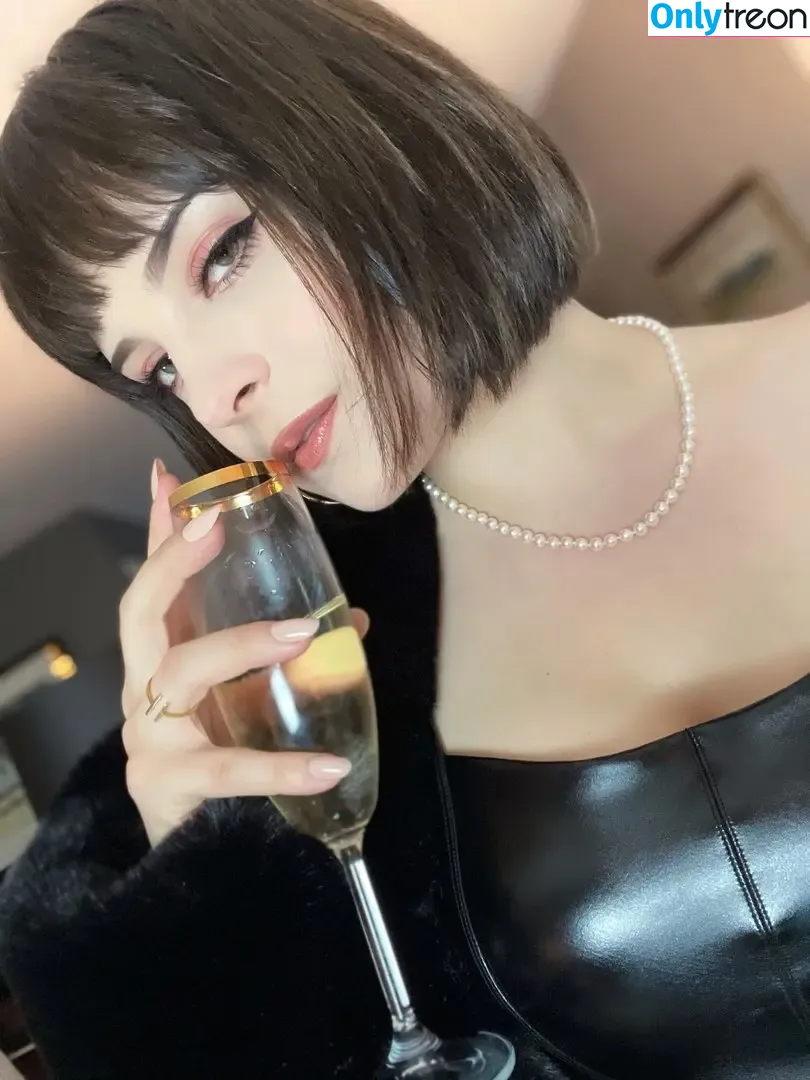 Hiso Neko nude photo #0120 (hiso.neko / hiso_neko / hisoneko)