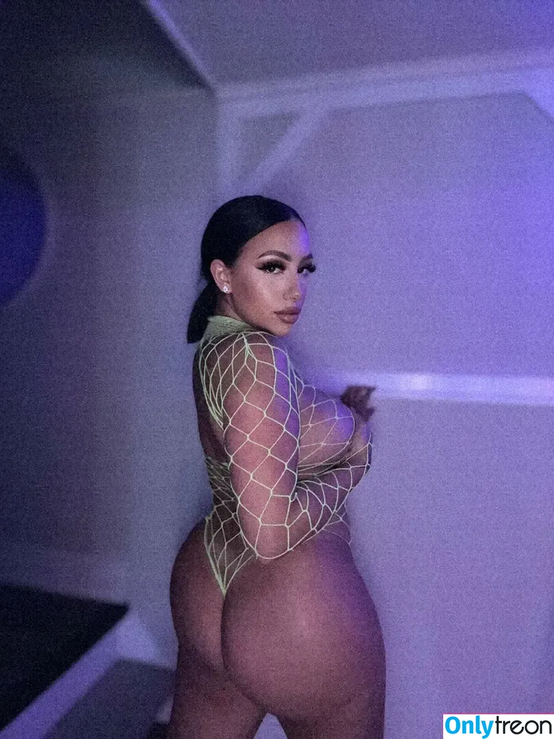 Hispanic nude photo #0901 (Latina Women / dianaMriveraa / dianamrivera_ / dianariveraa)