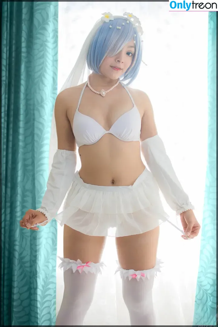 Hitomi Locks nude photo #0057 (hitomi_locks / hitomi_locksofficial)