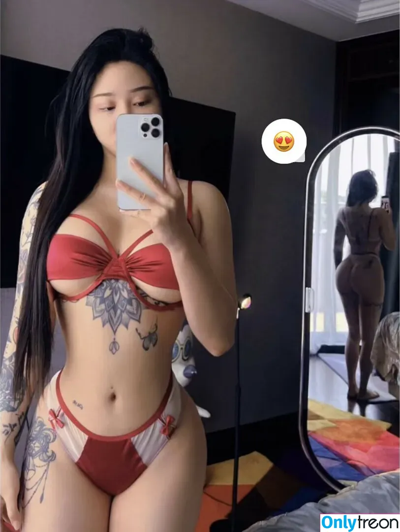 Hitomi Songyuxin nude photo #0086 (Lindsay78690789 / i_am_hitomi_1994)