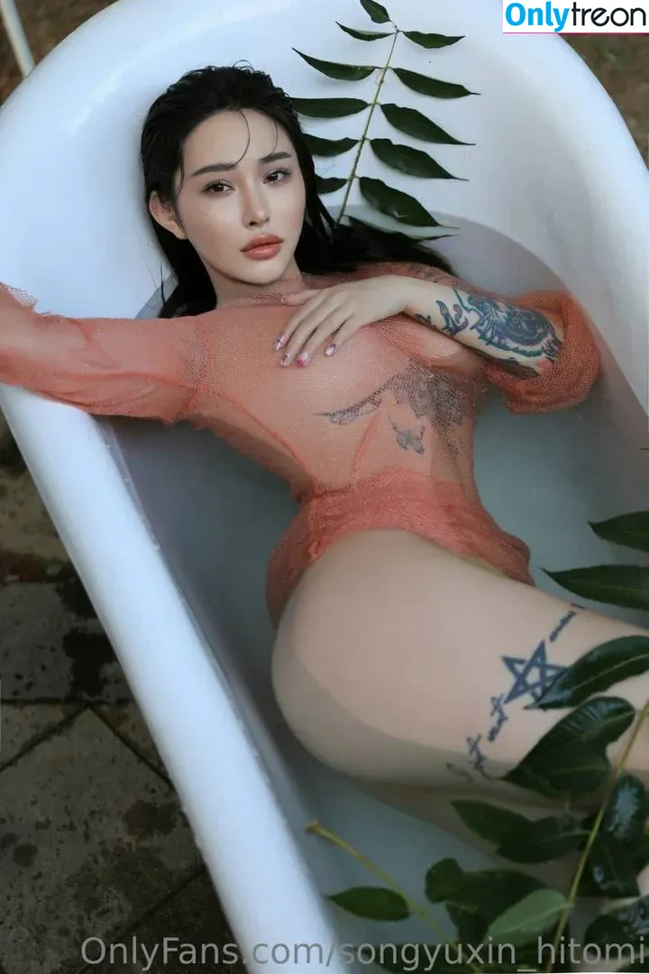 Hitomi Songyuxin nude photo #0188 (Lindsay78690789 / i_am_hitomi_1994)