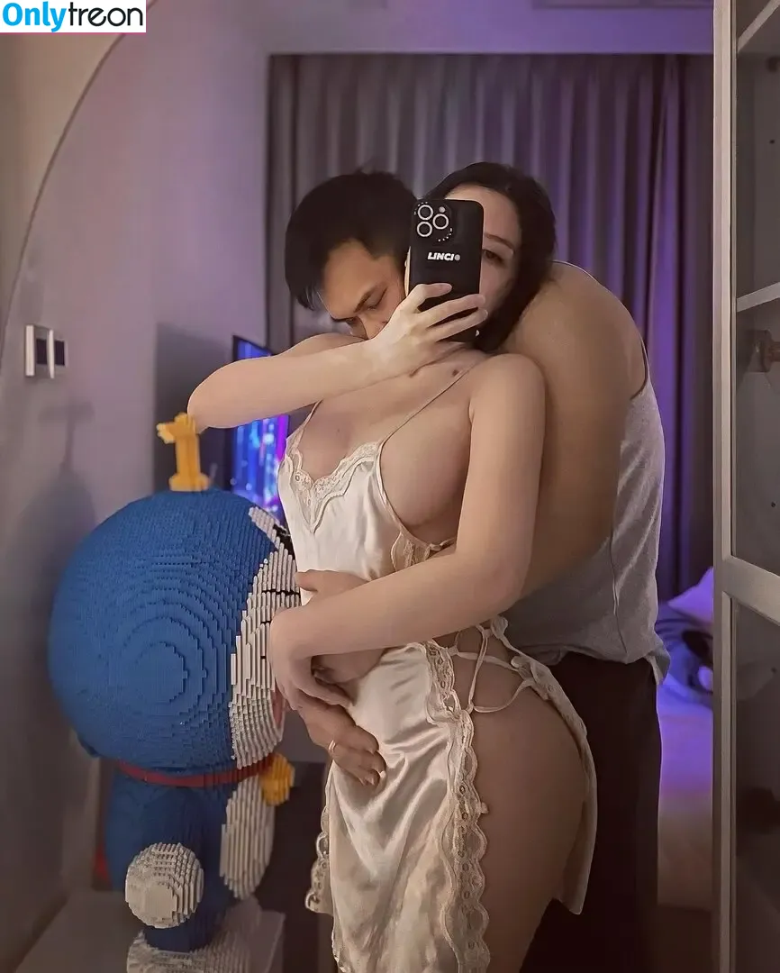 Hoàng Nhân Linh Chi nude photo #0178 (hoangnhanlinhchii)