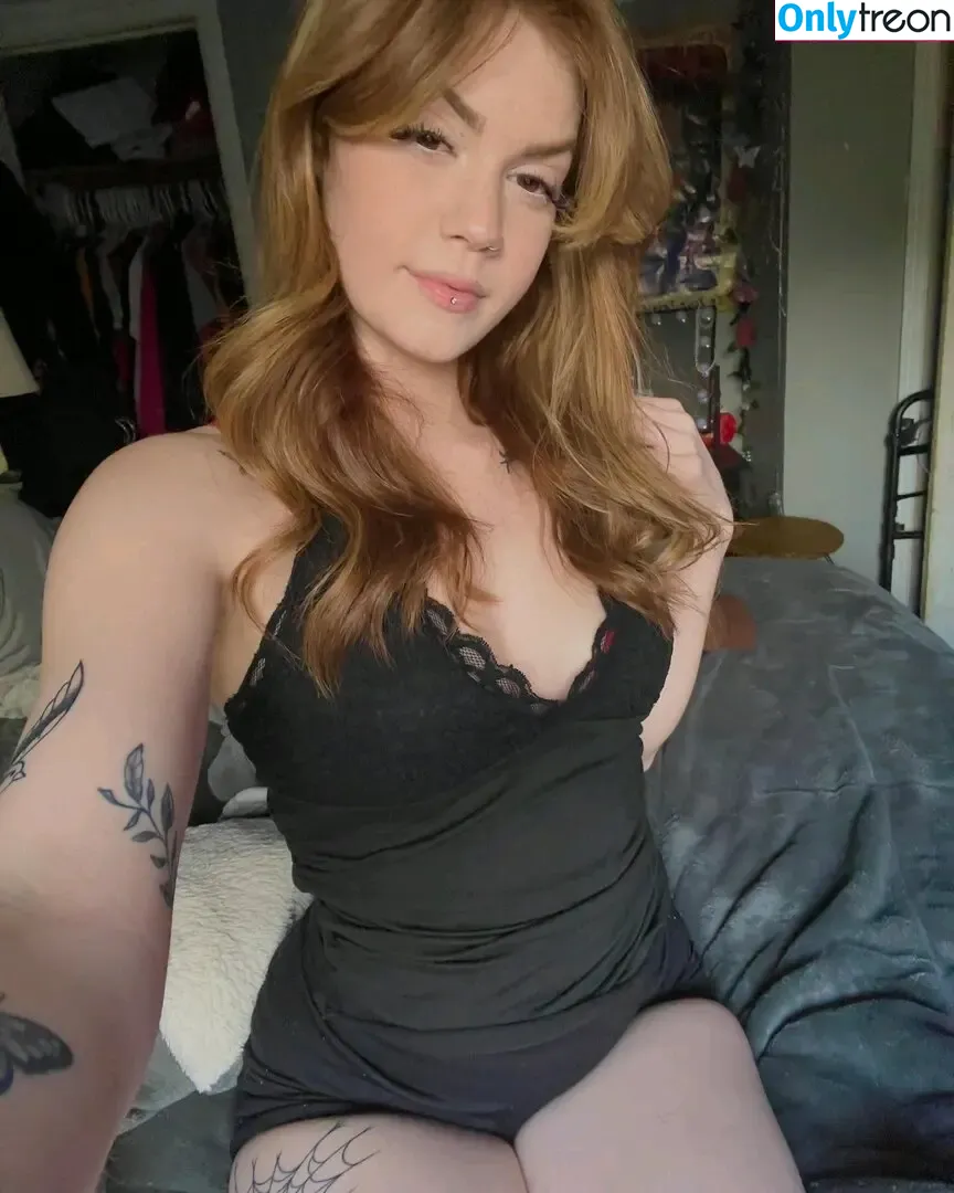 Hoesluvhelena nude photo #0020 (Helenababby / daddilena / pimpdaddyhellena2.0)