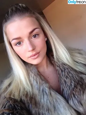 Holly Eriksson / Erica / Victoria A / hollyerikssonphotography nude photo #0001