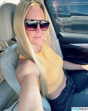 Holly Holm / hollyholm nude photo #0235