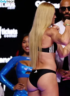 Holly Holm / hollyholm nude photo #0247
