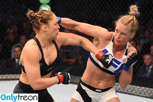 Holly Holm / hollyholm nude photo #0267