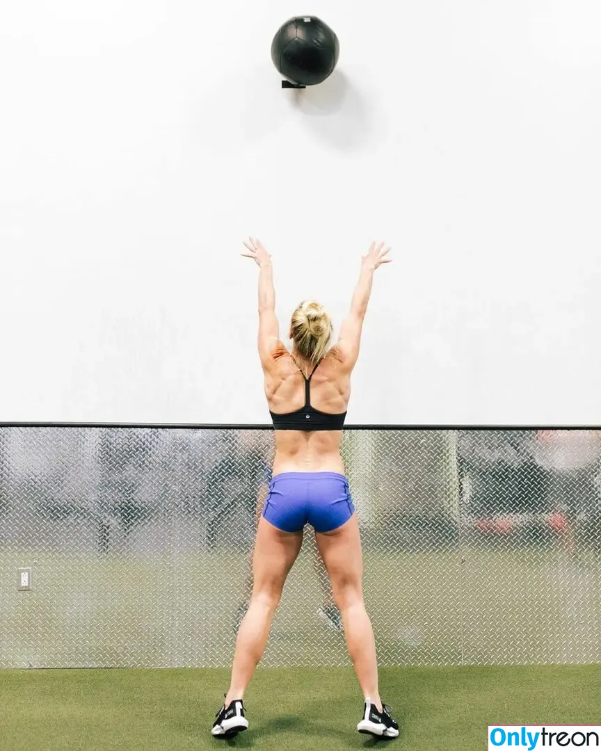 Holly Holm nude photo #0276 (951825052 / hollyholm)