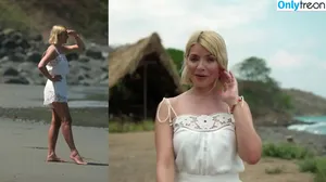 Holly Willoughby / hollywilloughby nude photo #0715