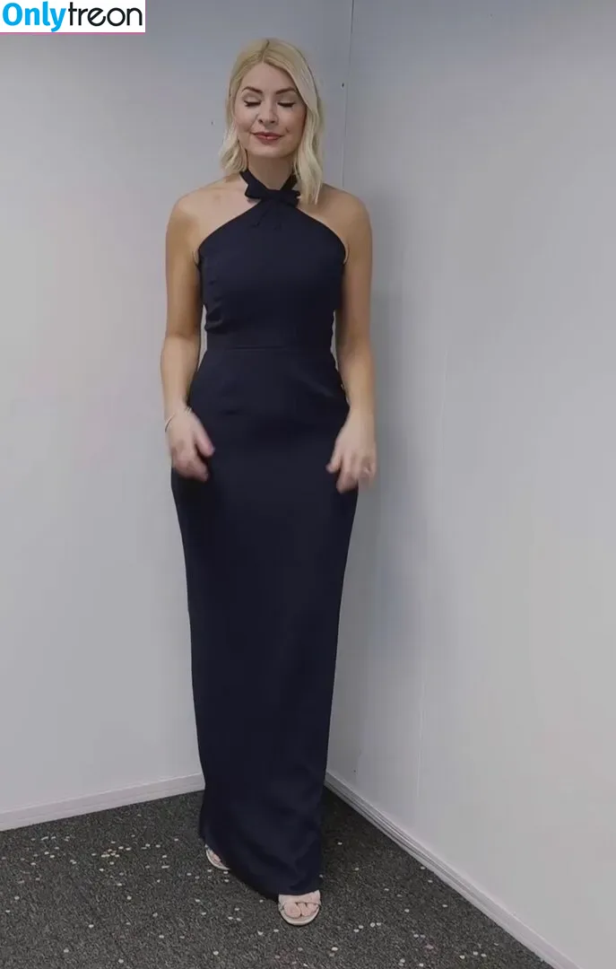 Holly Willoughby nude photo #0110 (hollywilloughby)
