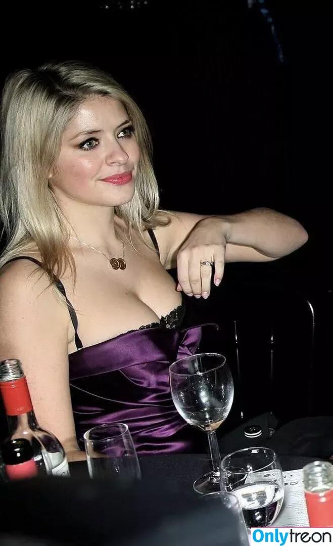 Holly Willoughby nude photo #0353 (hollywilloughby)