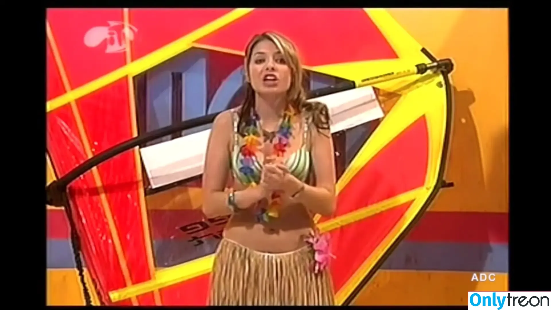 Holly Willoughby nude photo #0722 (hollywilloughby)