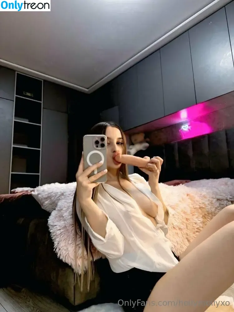 hollymollyxo nude photo #0300 (hollymolloyxo)