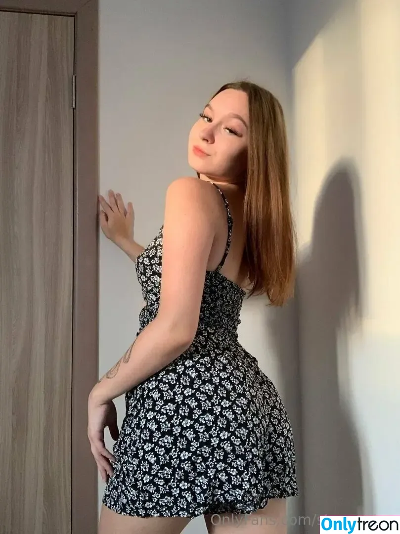 holy_teacher nude photo #0011 (stacyrosee)