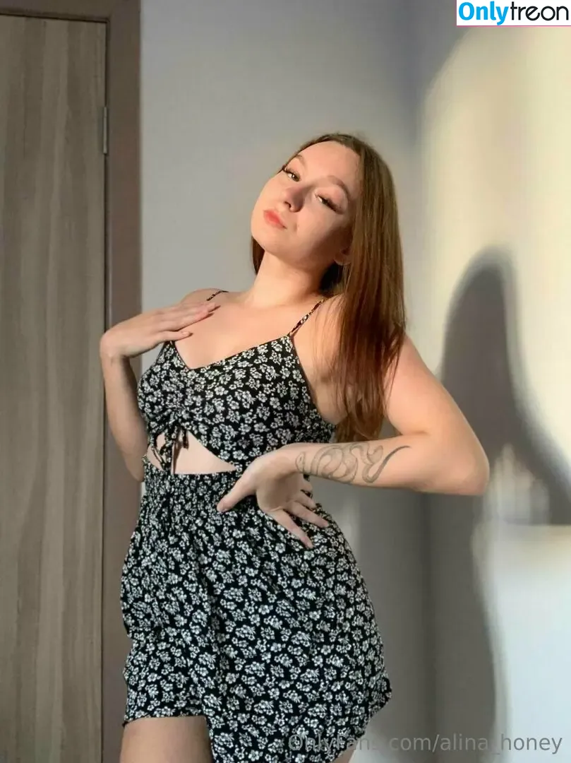 holy_teacher nude photo #0012 (stacyrosee)