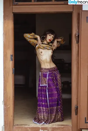 honestlythatsannoying / fawnx / tolvajmacskabella nude photo #0007