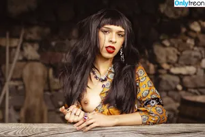 honestlythatsannoying / fawnx / tolvajmacskabella nude photo #0008
