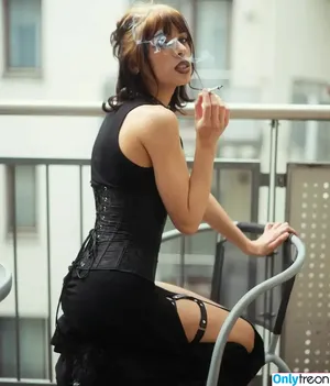 honestlythatsannoying / fawnx / tolvajmacskabella nude photo #0020
