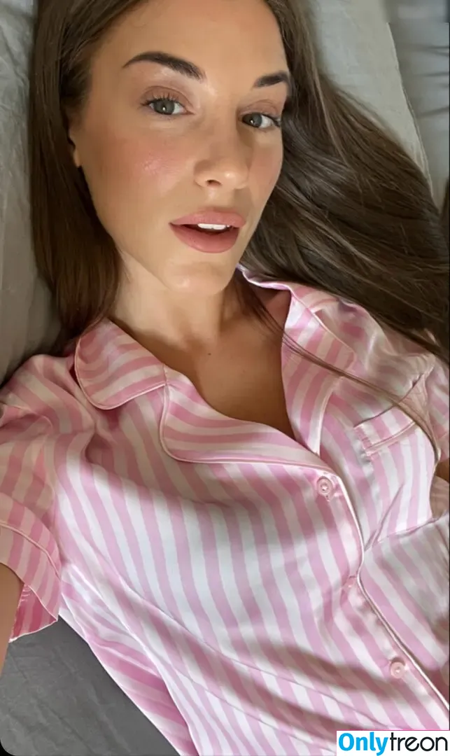 Honeylauraa nude photo #0001 (Honeylauraa)
