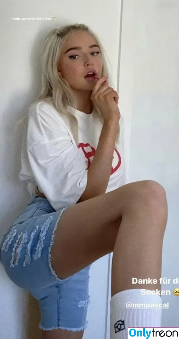 HoneyPuu nude photo #0168 (HoneyPuu)
