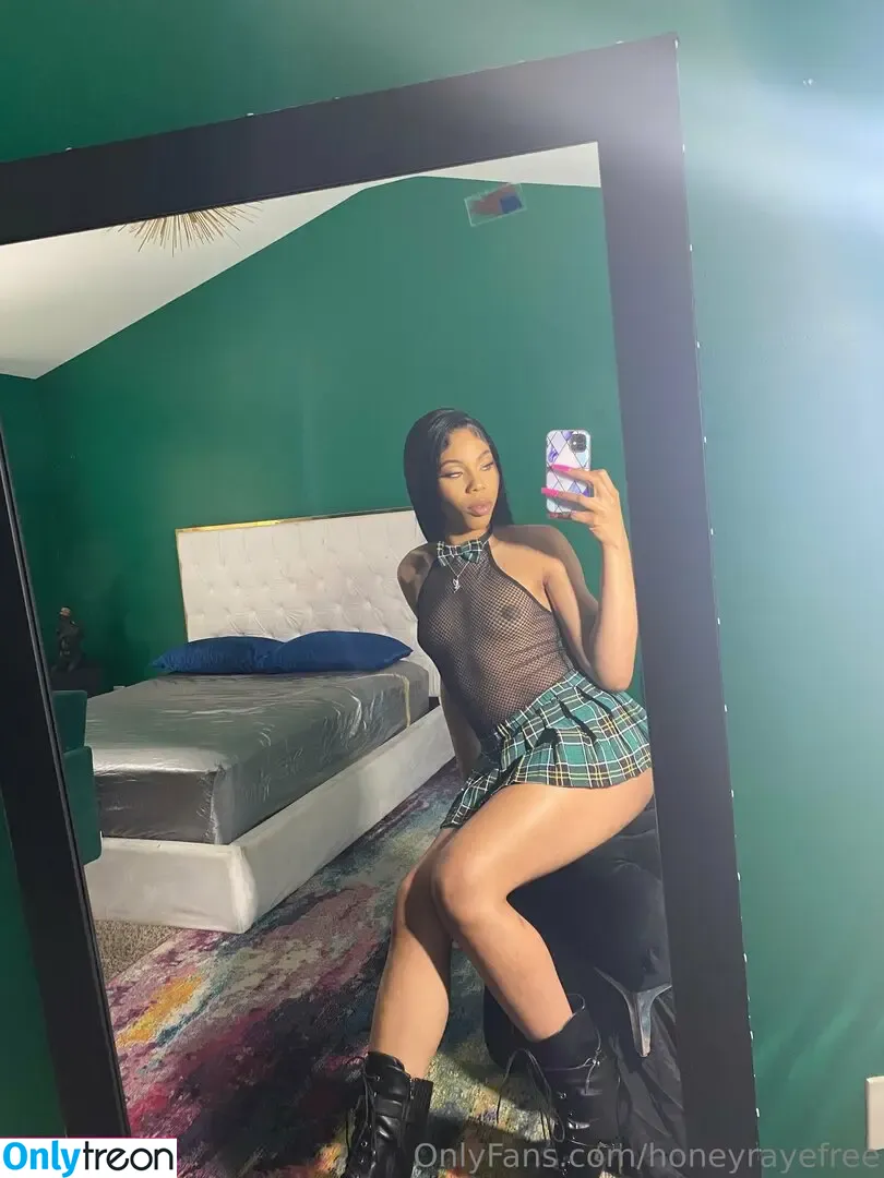 honeyrayefree nude photo #0001 (honeyrayefree)
