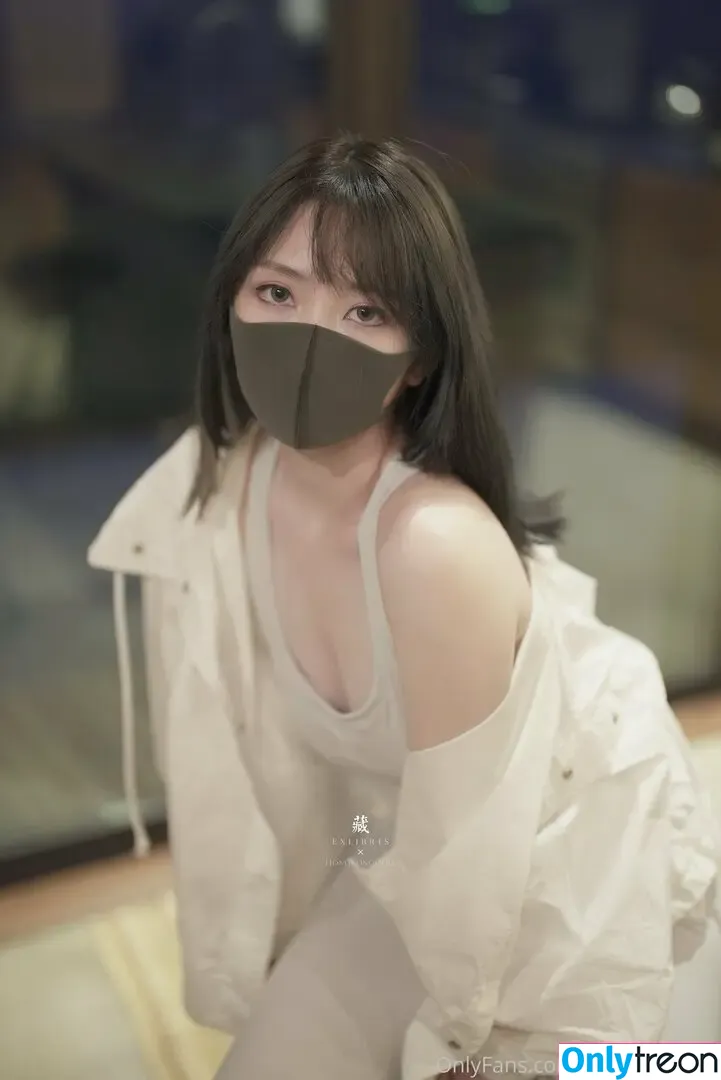 Hongkongdoll nude photo #0344 (hongkong_doll)