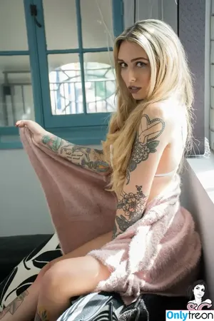 Hope Brookes / xohopeiero nude photo #0337